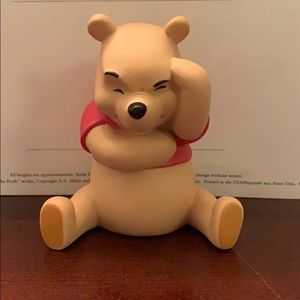 Pooh -Pooh and Friends Figurine